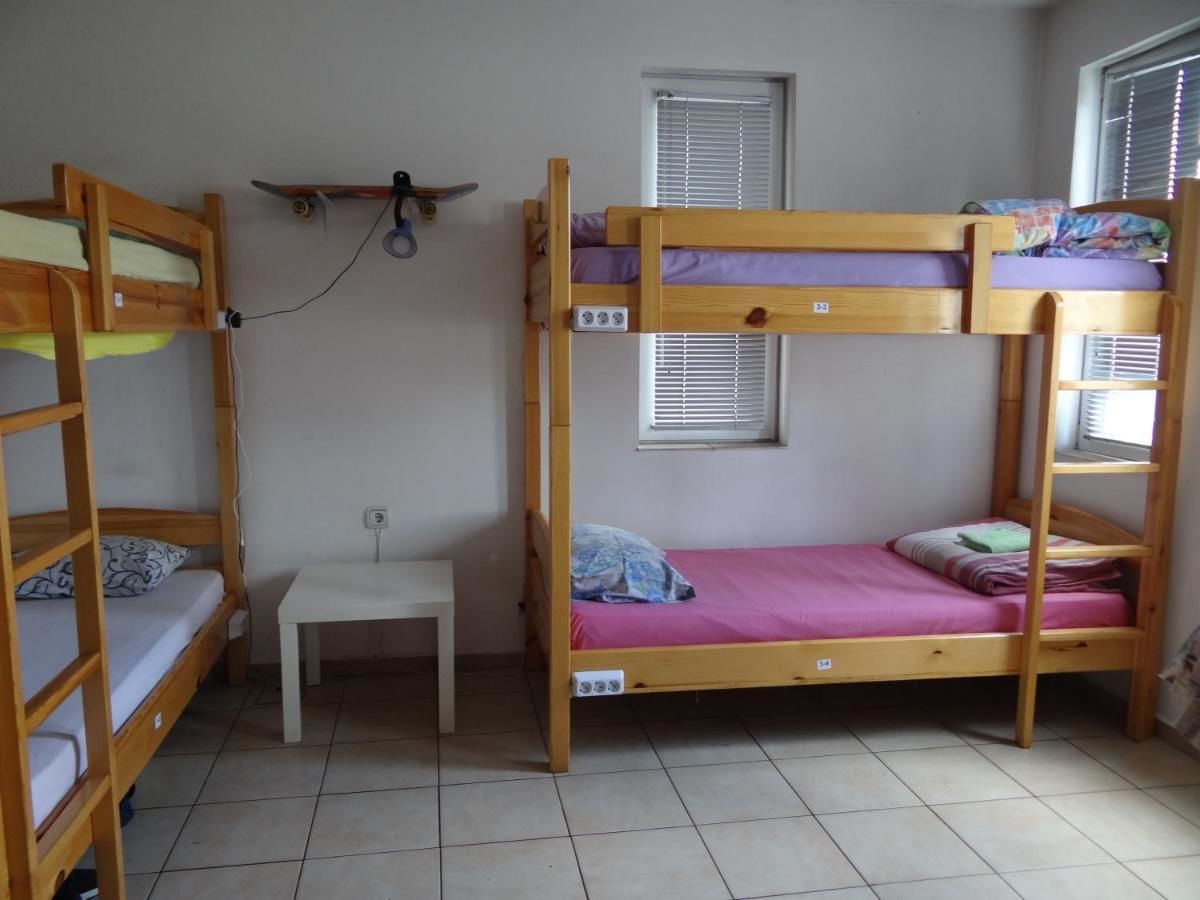 Хостелы 10 Coins Bed+Tours София-14